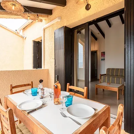 La Petite Felicità - Jolie Vue Sur La Baie D'ajaccio *