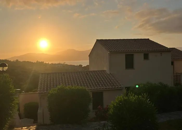 La Petite Felicita - Jolie Vue Sur La Baie D'ajaccio Daire